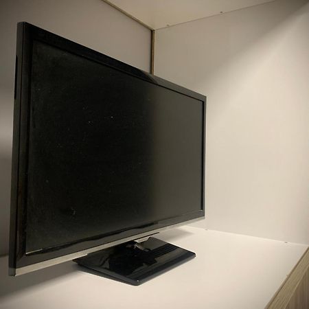 ארטמידה Joannas Airport Luxury Rooms מראה חיצוני תמונה