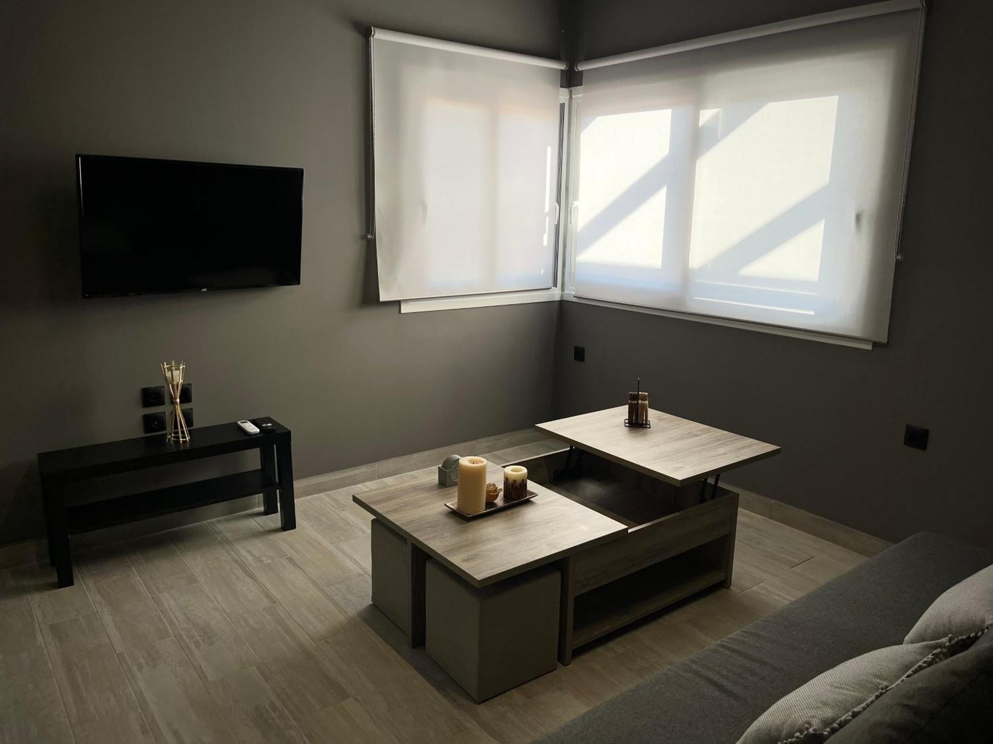 ארטמידה Joannas Airport Luxury Rooms מראה חיצוני תמונה